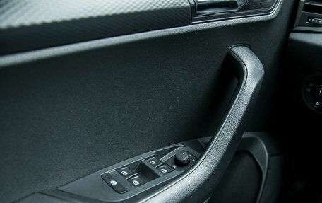 Skoda Karoq I, 2021 год, 2 800 000 рублей, 23 фотография