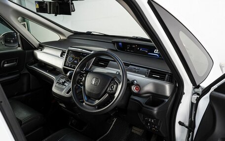 Honda Freed II, 2018 год, 1 670 000 рублей, 10 фотография