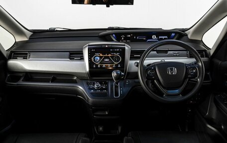Honda Freed II, 2018 год, 1 670 000 рублей, 17 фотография