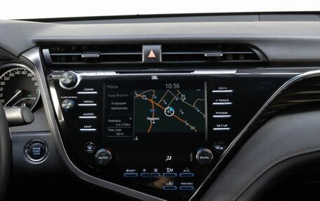 Toyota Camry, 2018 год, 3 049 000 рублей, 23 фотография
