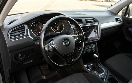Volkswagen Tiguan II, 2020 год, 2 650 000 рублей, 5 фотография