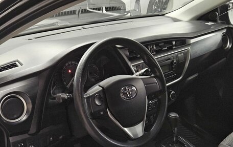 Toyota Auris II, 2013 год, 1 290 000 рублей, 10 фотография