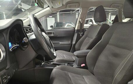 Toyota Auris II, 2013 год, 1 290 000 рублей, 9 фотография