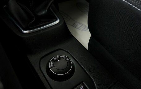 Dacia Duster II, 2019 год, 1 500 000 рублей, 17 фотография