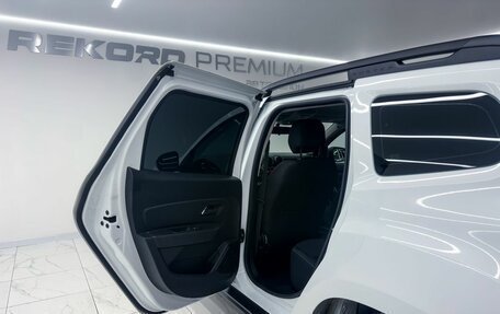 Dacia Duster II, 2019 год, 1 500 000 рублей, 18 фотография