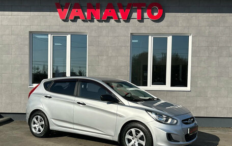 Hyundai Solaris II рестайлинг, 2012 год, 760 000 рублей, 3 фотография