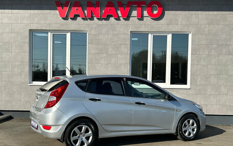 Hyundai Solaris II рестайлинг, 2012 год, 760 000 рублей, 5 фотография