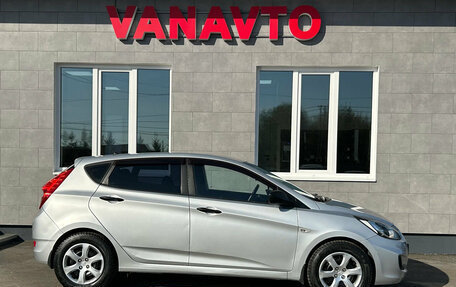 Hyundai Solaris II рестайлинг, 2012 год, 760 000 рублей, 4 фотография
