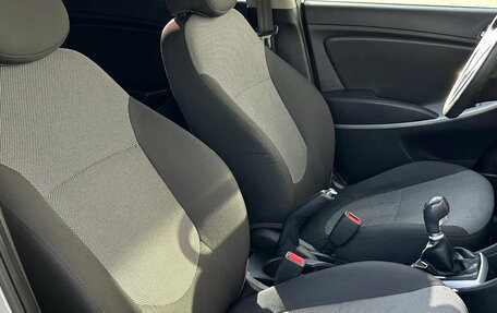 Hyundai Solaris II рестайлинг, 2012 год, 760 000 рублей, 12 фотография
