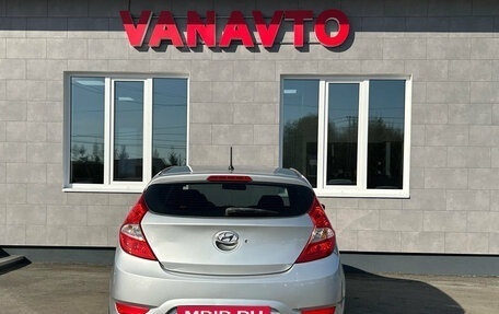 Hyundai Solaris II рестайлинг, 2012 год, 760 000 рублей, 6 фотография