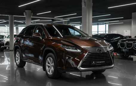 Lexus RX IV рестайлинг, 2017 год, 3 800 000 рублей, 2 фотография