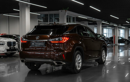Lexus RX IV рестайлинг, 2017 год, 3 800 000 рублей, 5 фотография