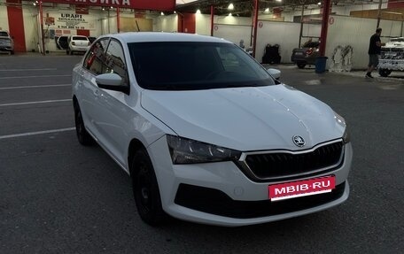 Skoda Rapid II, 2021 год, 970 000 рублей, 1 фотография