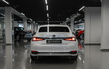 Lexus ES VII, 2020 год, 3 590 000 рублей, 6 фотография