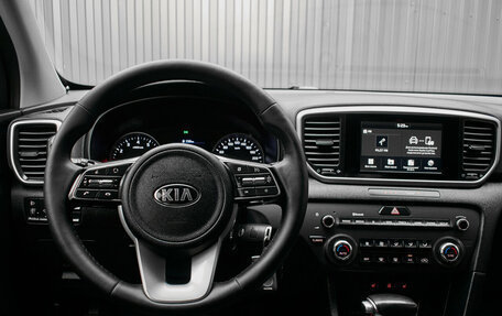 KIA Sportage IV рестайлинг, 2018 год, 2 340 000 рублей, 11 фотография