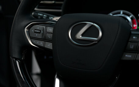 Lexus LX, 2022 год, 16 000 000 рублей, 22 фотография