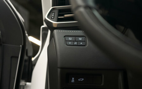 Lexus LX, 2022 год, 16 000 000 рублей, 34 фотография