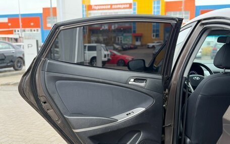 Hyundai Solaris II рестайлинг, 2015 год, 1 050 000 рублей, 12 фотография