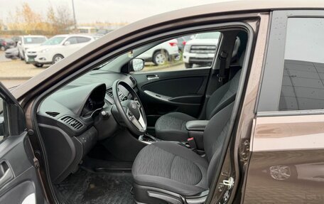 Hyundai Solaris II рестайлинг, 2015 год, 1 050 000 рублей, 15 фотография