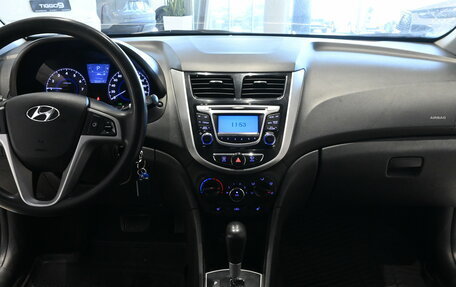 Hyundai Solaris II рестайлинг, 2013 год, 595 000 рублей, 7 фотография