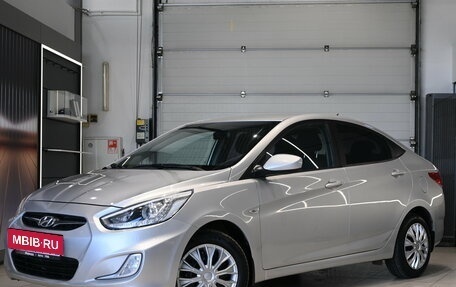 Hyundai Solaris II рестайлинг, 2013 год, 595 000 рублей, 3 фотография