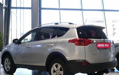Toyota RAV4, 2013 год, 1 675 000 рублей, 4 фотография