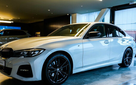 BMW 3 серия, 2021 год, 4 500 000 рублей, 1 фотография