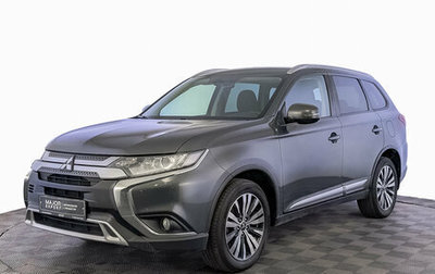 Mitsubishi Outlander III рестайлинг 3, 2019 год, 2 390 000 рублей, 1 фотография