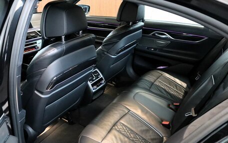 BMW 7 серия, 2020 год, 5 500 000 рублей, 29 фотография