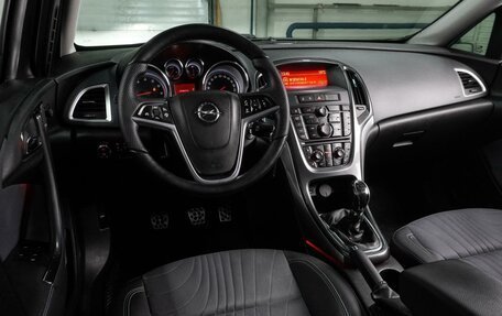 Opel Astra J, 2013 год, 939 000 рублей, 6 фотография