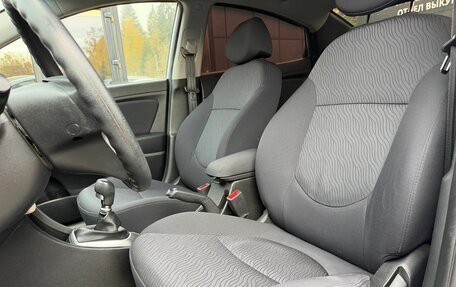 Hyundai Solaris II рестайлинг, 2013 год, 849 000 рублей, 18 фотография