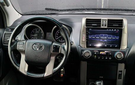 Toyota Land Cruiser Prado 150 рестайлинг 2, 2012 год, 3 100 000 рублей, 8 фотография