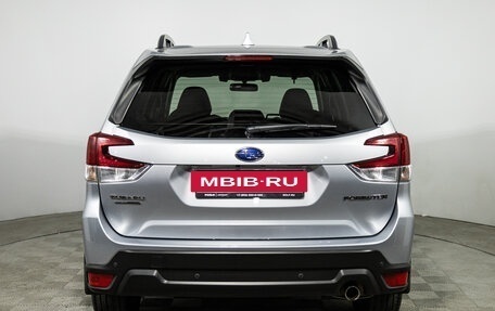 Subaru Forester, 2018 год, 2 499 700 рублей, 6 фотография