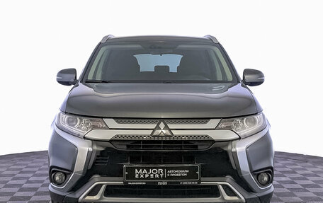 Mitsubishi Outlander III рестайлинг 3, 2019 год, 2 390 000 рублей, 2 фотография