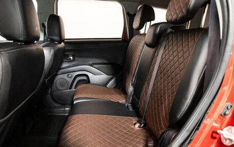 Mitsubishi Outlander III рестайлинг 3, 2011 год, 1 285 000 рублей, 10 фотография