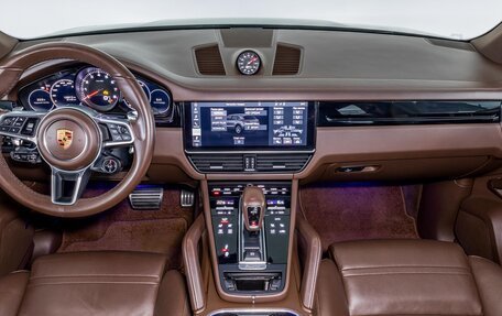 Porsche Cayenne III, 2018 год, 6 583 000 рублей, 10 фотография