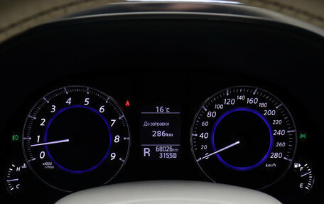 Infiniti QX70, 2014 год, 2 850 000 рублей, 9 фотография