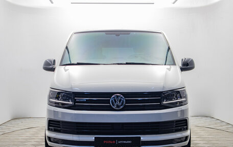 Volkswagen Multivan T6 рестайлинг, 2018 год, 4 770 000 рублей, 2 фотография