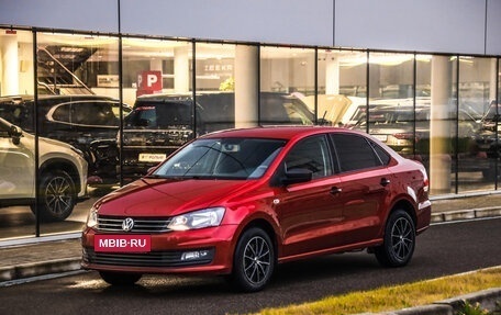 Volkswagen Polo VI (EU Market), 2015 год, 879 777 рублей, 3 фотография