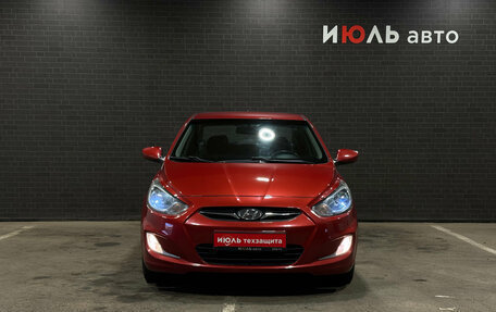 Hyundai Solaris II рестайлинг, 2011 год, 850 000 рублей, 2 фотография