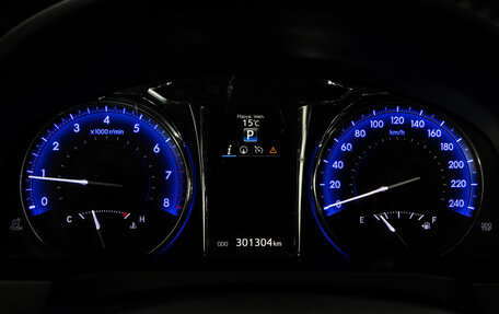 Toyota Camry, 2017 год, 1 799 000 рублей, 26 фотография