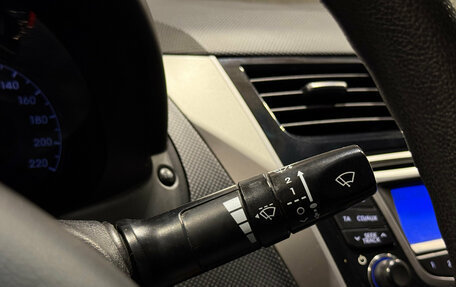 Hyundai Solaris II рестайлинг, 2011 год, 850 000 рублей, 18 фотография