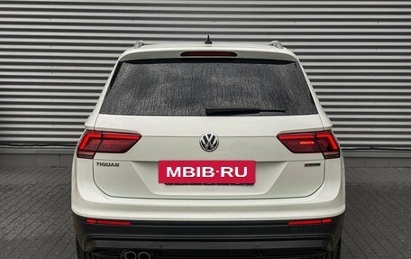 Volkswagen Tiguan II, 2019 год, 2 790 000 рублей, 7 фотография
