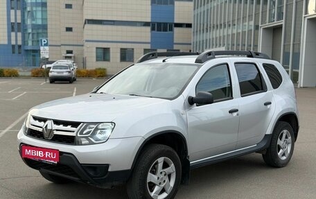 Renault Duster I рестайлинг, 2016 год, 830 000 рублей, 3 фотография