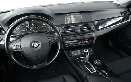 BMW 5 серия, 2010 год, 1 799 000 рублей, 11 фотография