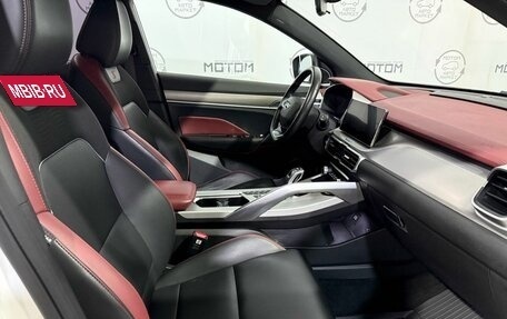 Geely Coolray I, 2022 год, 1 800 000 рублей, 10 фотография