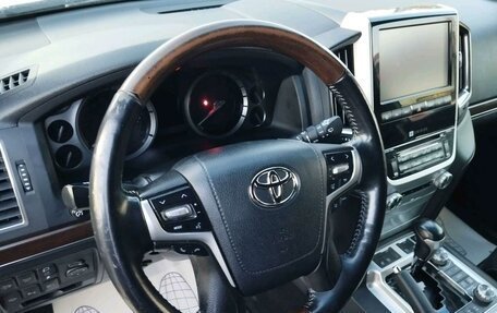 Toyota Land Cruiser 200, 2020 год, 7 254 000 рублей, 6 фотография