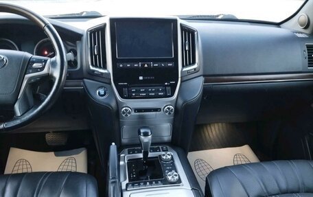 Toyota Land Cruiser 200, 2020 год, 7 254 000 рублей, 14 фотография