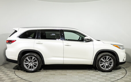 Toyota Highlander III, 2014 год, 2 399 900 рублей, 4 фотография