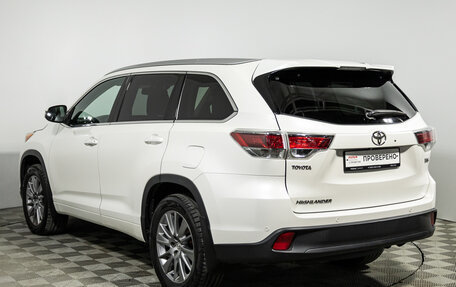 Toyota Highlander III, 2014 год, 2 399 900 рублей, 7 фотография